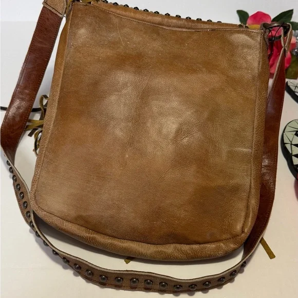 Kurtmen Studded Fringe Bag - Picture 8 of 10